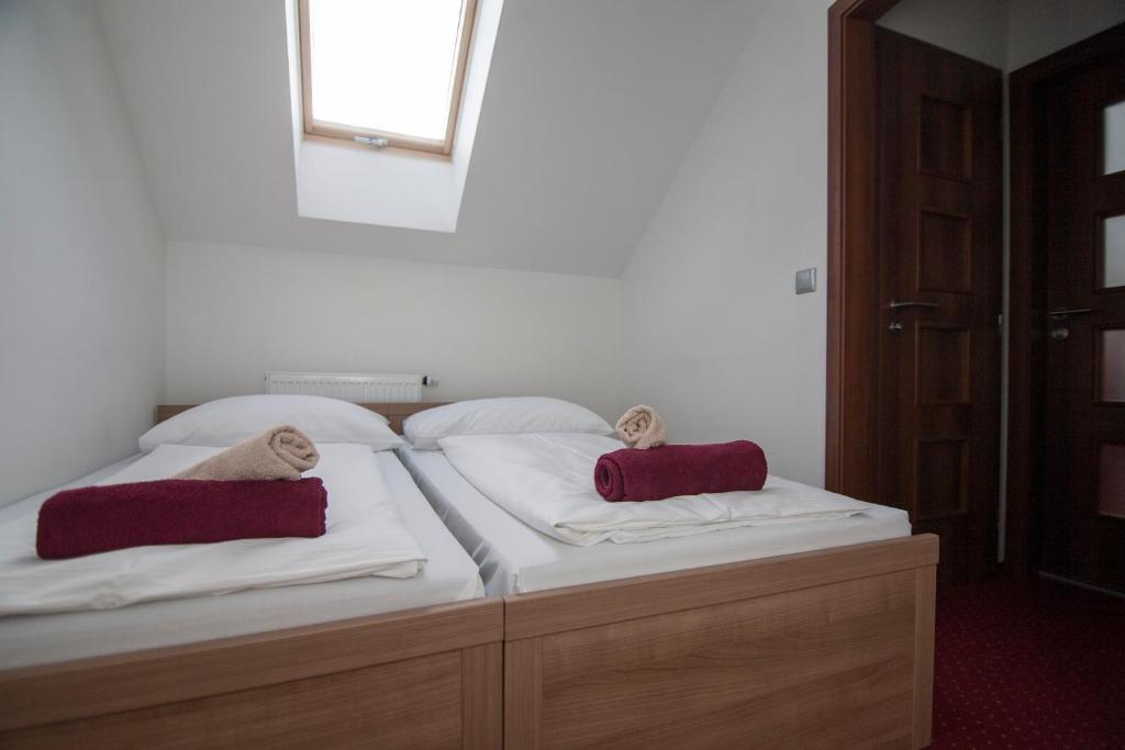 Hotel Krusnohorsky Dvur Cínovec Habitación foto